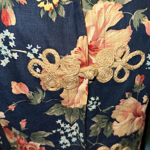 Vintage 80’s Donna Morgan women’s , timeless floral 2 piece skirt suit size 12 - Picture 10 of 16